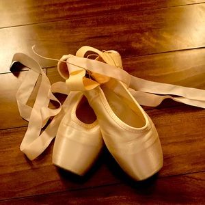 Gaynor Minden Europa SC 9.5W4SDH